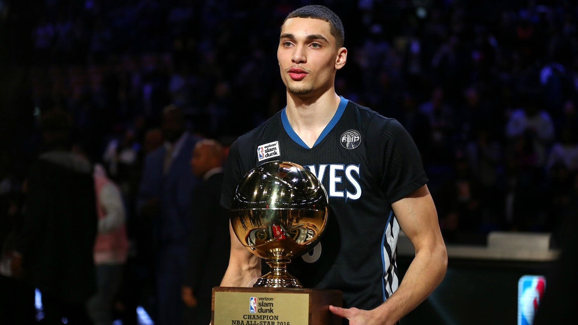 开云体育入口-美国加时取胜突尼斯，F1年度争冠的第三赛道启示录